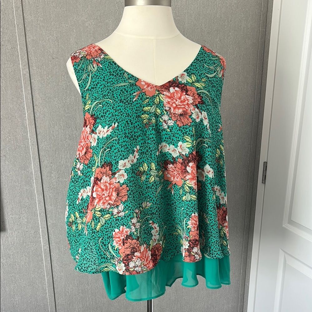 Torrid Green Sleeveless Blouse Asymmetrical Relaxed